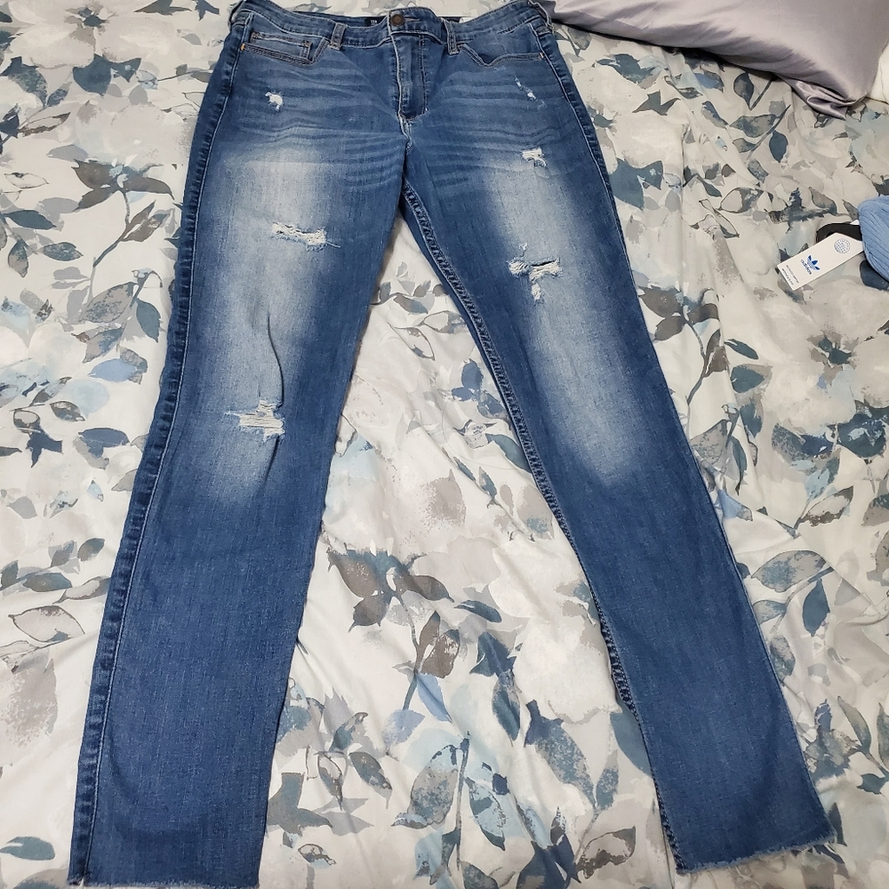 Hollister Ultra High-Rise skinny jeans